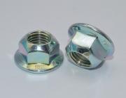 六角法兰当着全班面被C到高潮哭视频